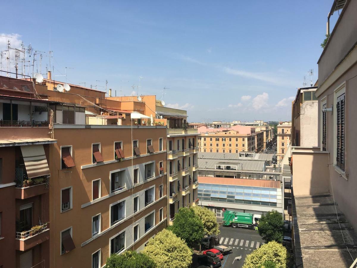 D&D - Vatican St Peter Rome Exterior photo